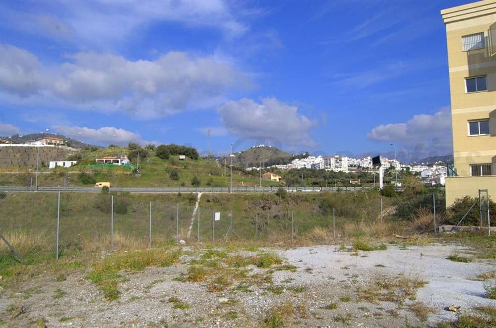 Photo 3 sur 6 — Terrain Urbain à Torrox · Torrox