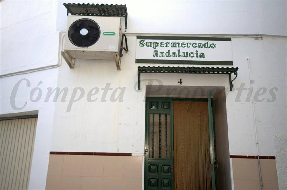 Local Commercial à Cómpeta · Cómpeta