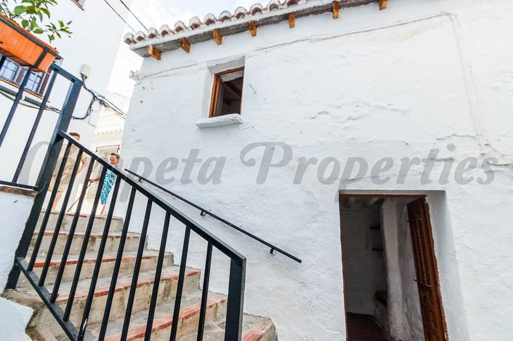 Maison à Sedella · Sedella