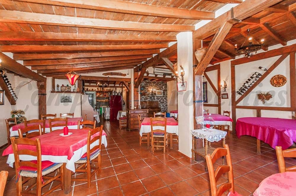 Local Commercial à Cómpeta · Cómpeta
