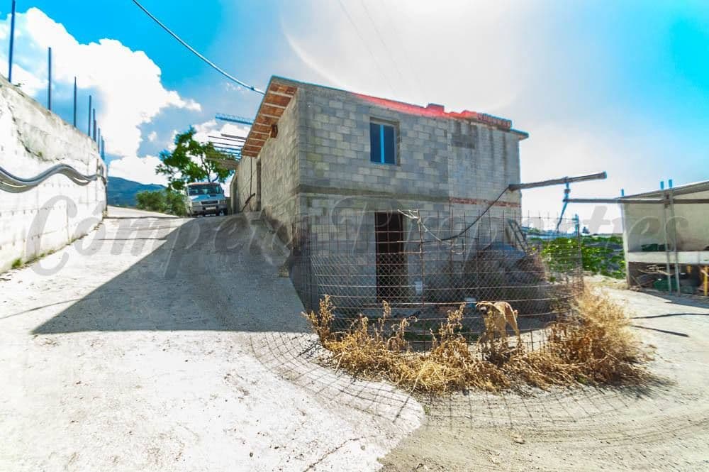 Maison de Campagne à Sedella · Sedella
