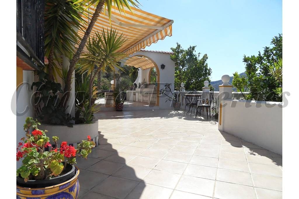 Photo 3 sur 9 — Maison de Campagne à Torrox · Torrox