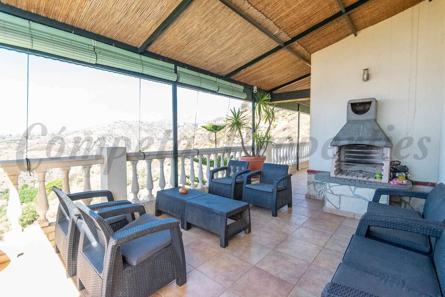 Photo 3 sur 18 — Maison de Campagne à Cómpeta · Cómpeta