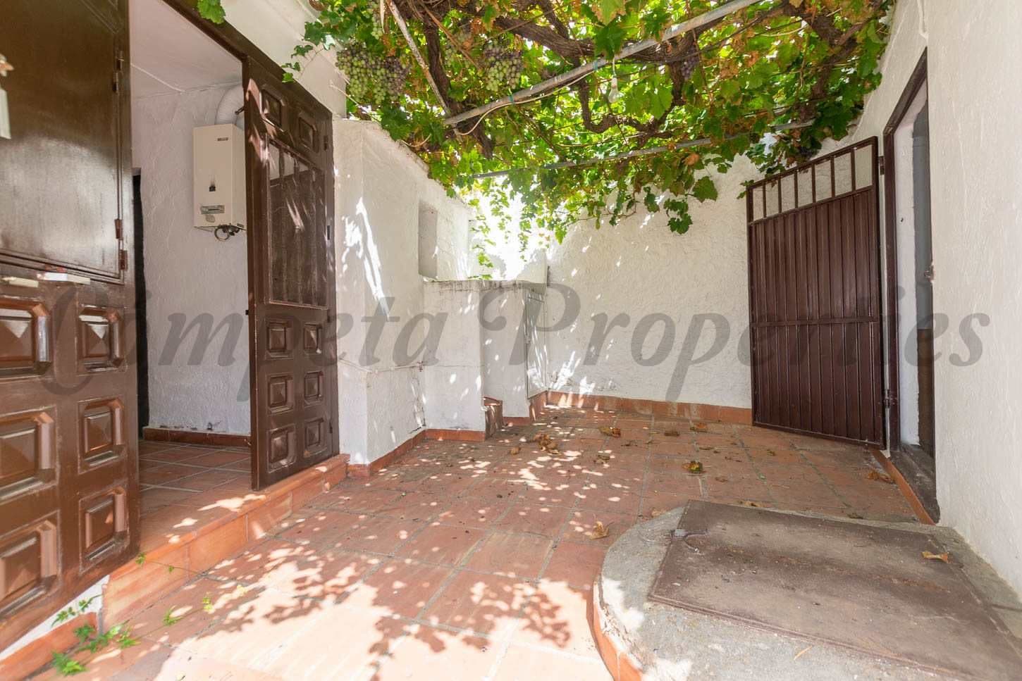 Photo 3 sur 18 — Maison à Daimalos · Daimalos