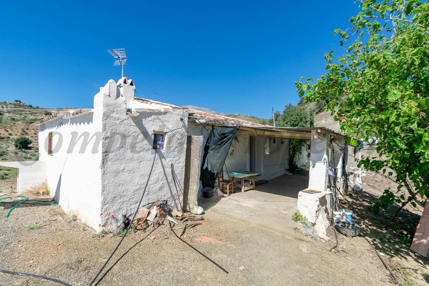 Maison de Campagne à Sedella · Sedella