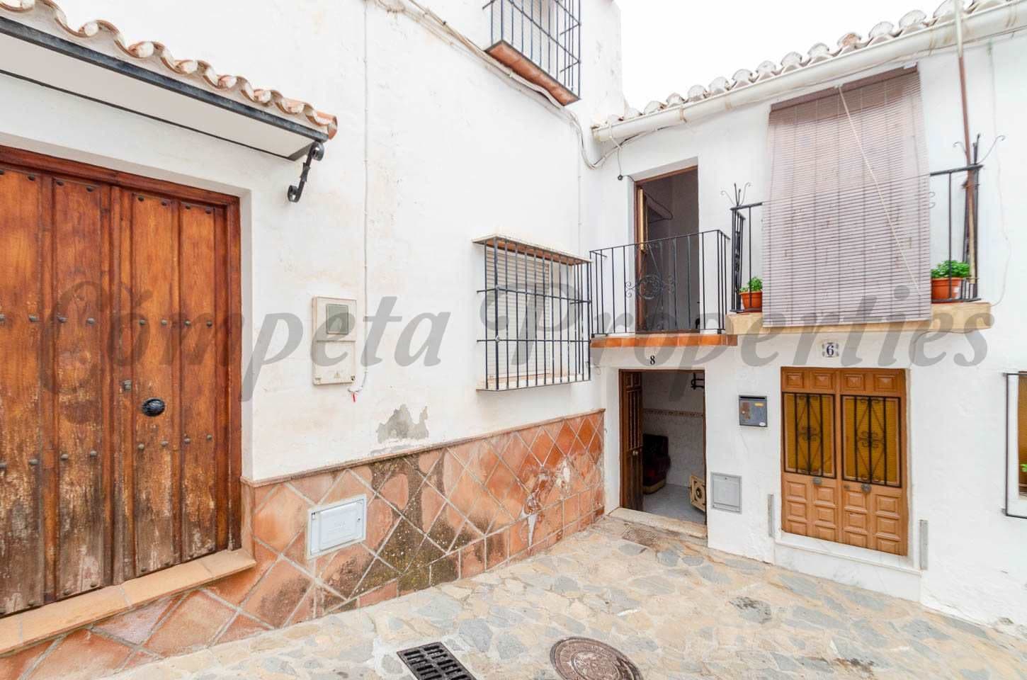 Maison de Campagne à Comares · Comares