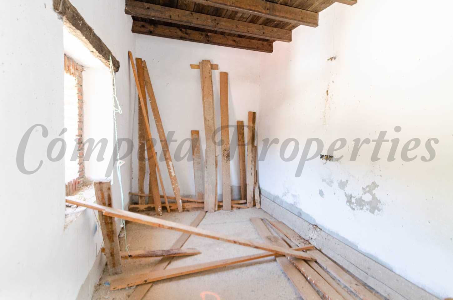 Photo 3 sur 13 — Maison à Salares · Salares