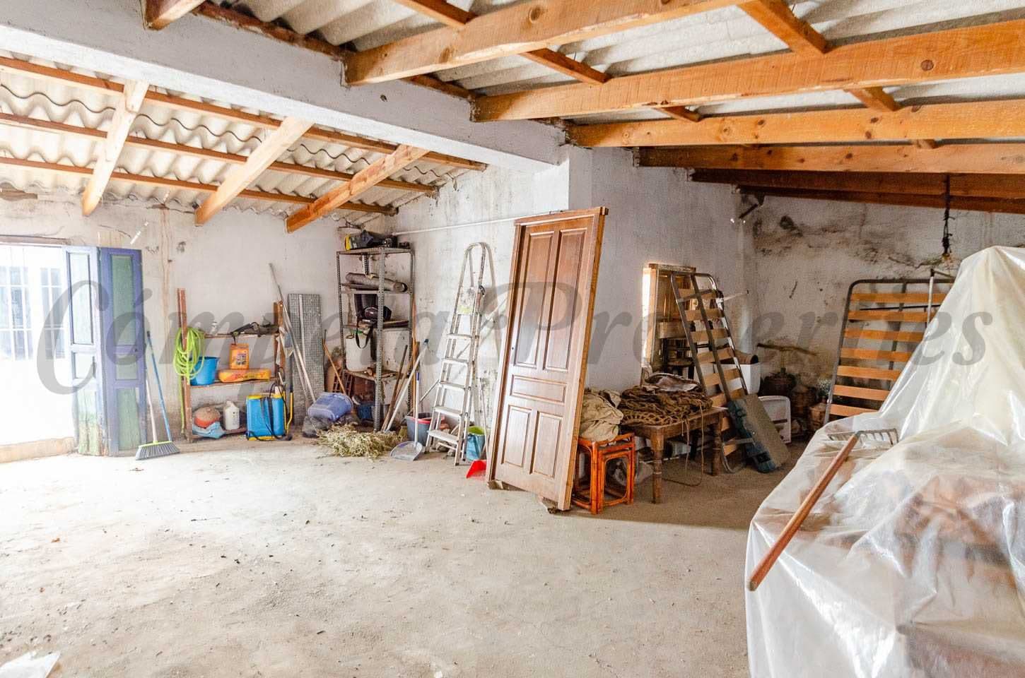 Photo 3 sur 7 — Maison à Salares · Salares