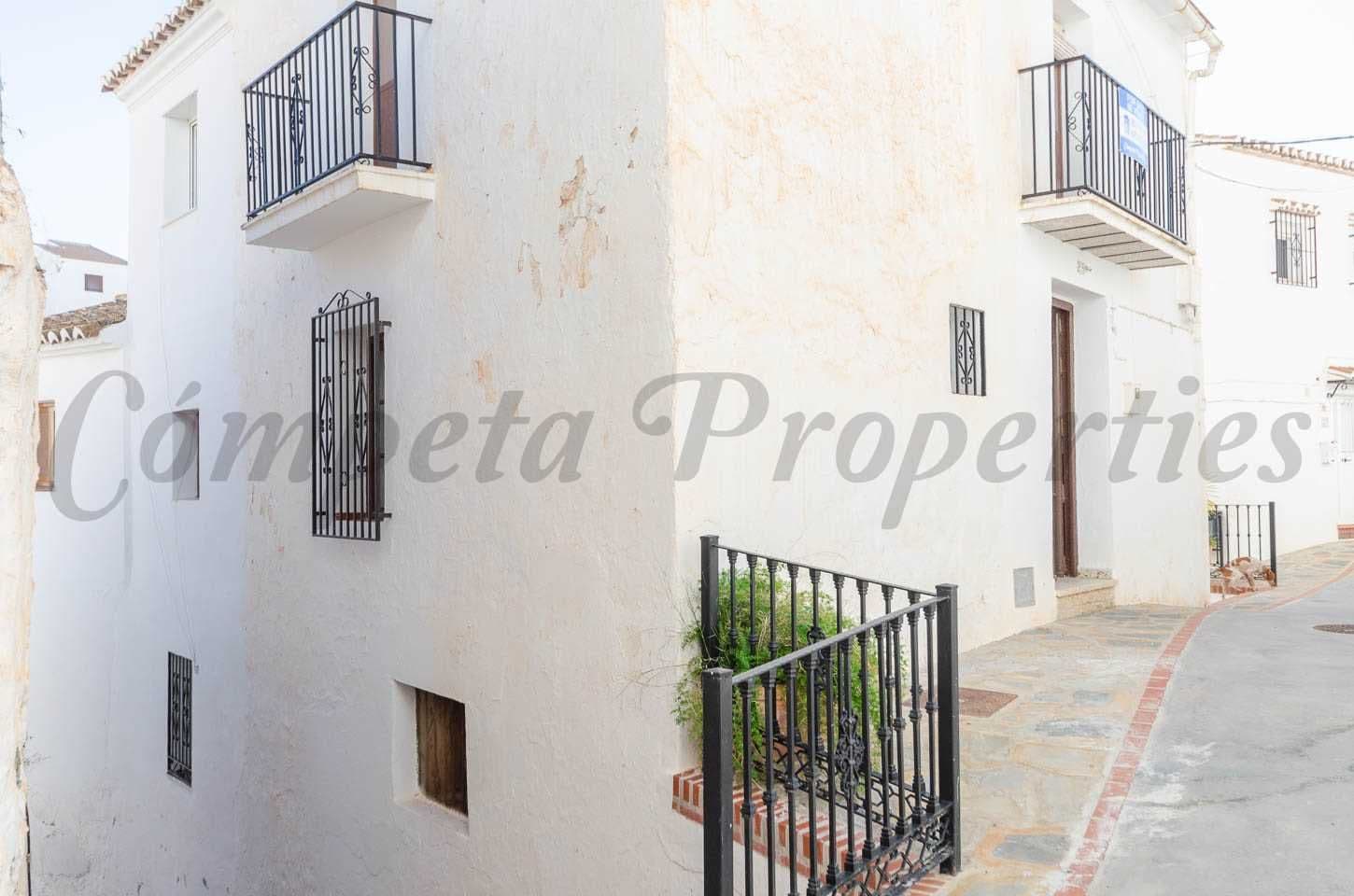 Maison à Sedella · Sedella