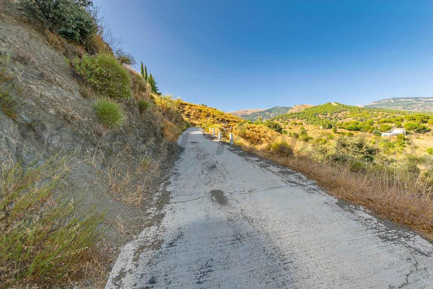 Photo 3 sur 7 — Terrain Rustique à Salares · Salares