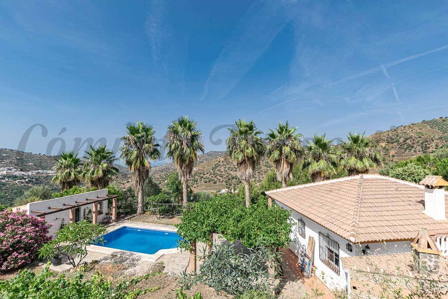 Photo 3 sur 18 — Maison de Campagne à Sayalonga · Sayalonga