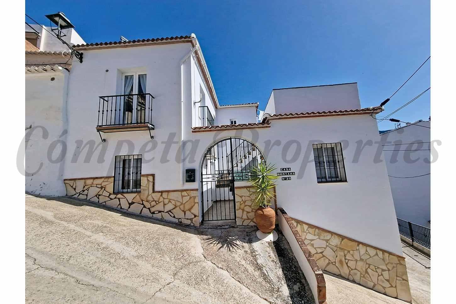 Casa en Sedella · Sedella